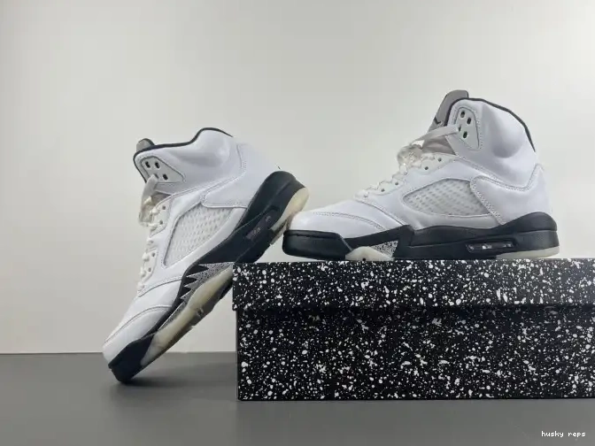 Cheap Husky AIR DD0587-110 5 RETRO JORDAN 'WHITE BLACK' 0625